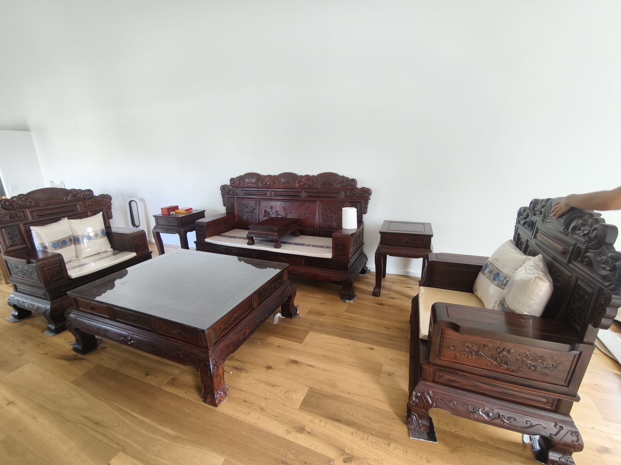 Delicate Chinese furniture assembly by Paradise Handyman!